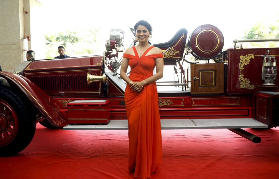 Saiyami Kher says she is no fan of social media