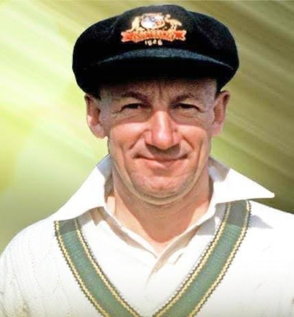 Bradman's baggy green cap fetches £197,409 at auction