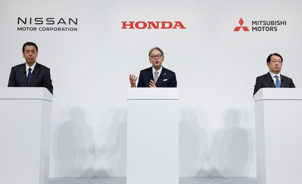 Honda, Nissan to launch merger talks to fight Chinese rivals
