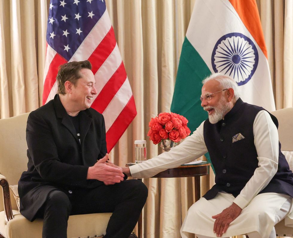 Elon Musk gifts Modi SpaceX’s heatshield tile