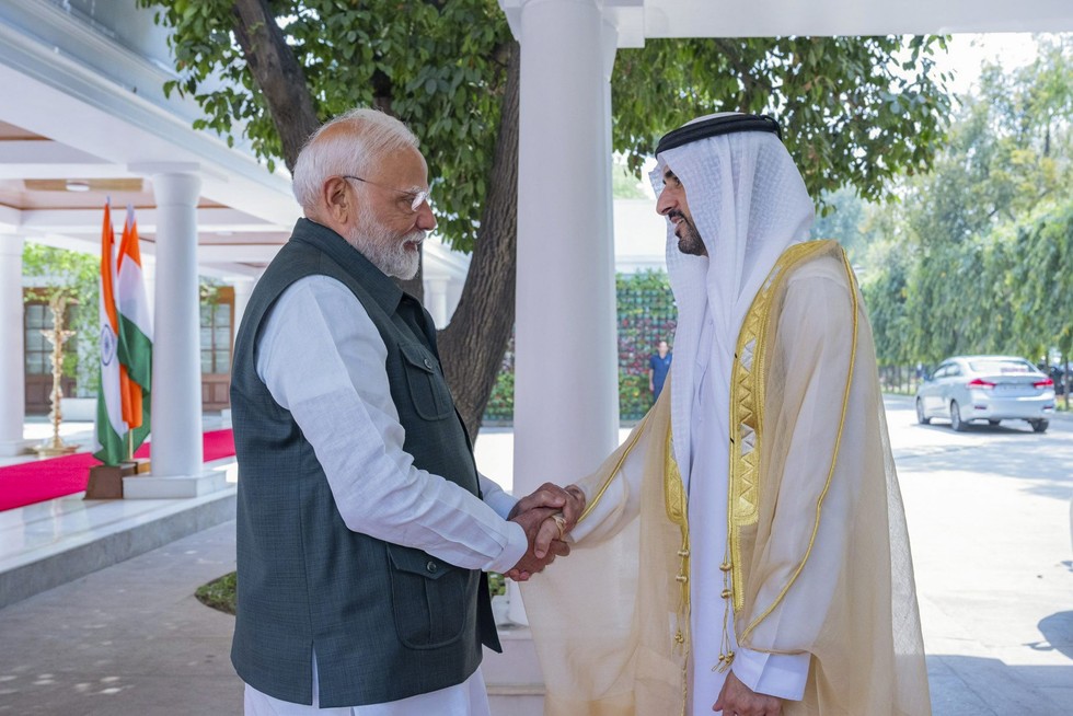 Dubai crown prince on maiden visit to India, meets Modi