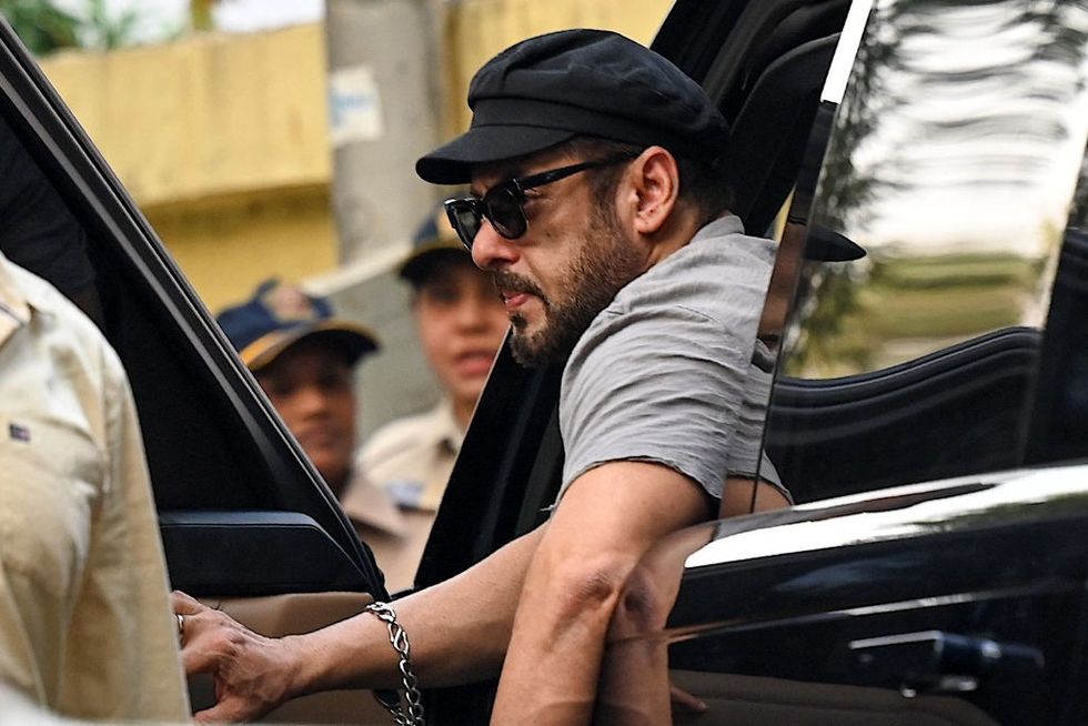 Salman Khan receives new death threat: Mumbai police investigate bomb warning sent via WhatsApp