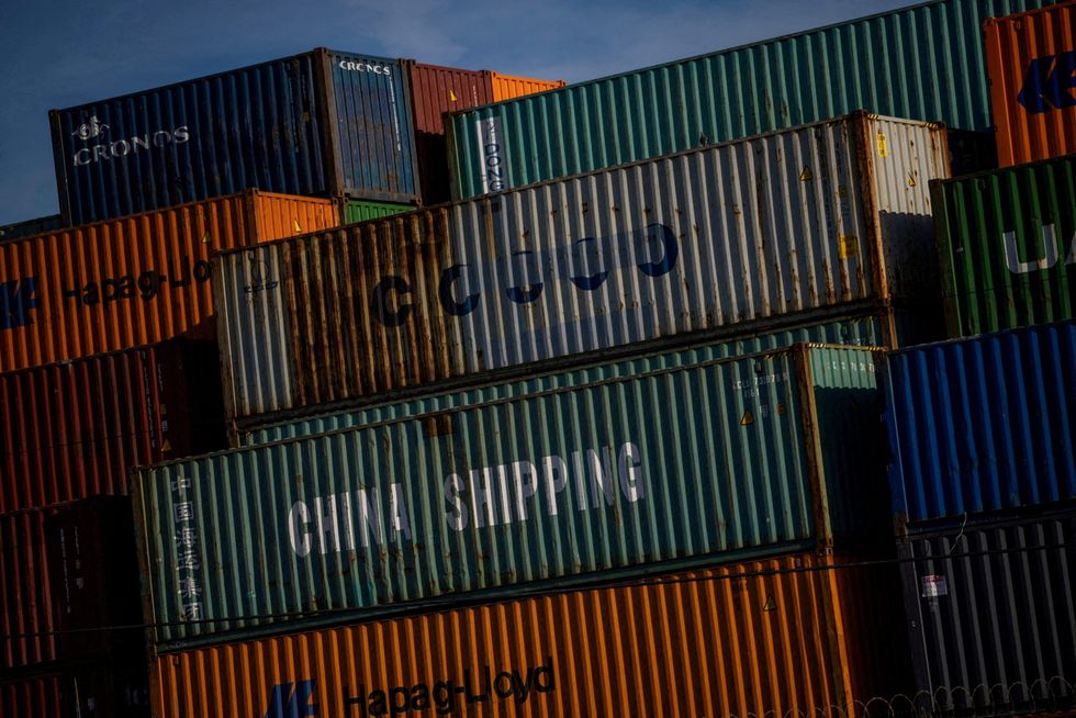 Trade truce: US to cut 'de minimis' tariff on China shipments
