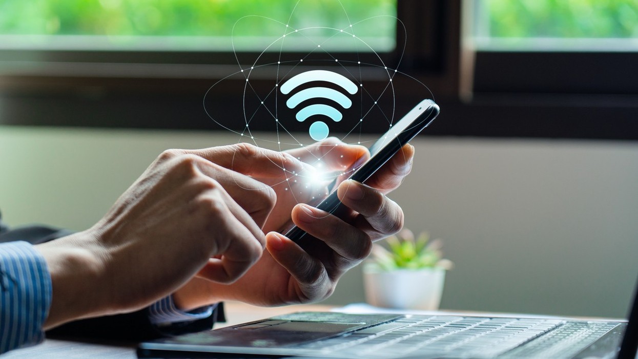 How Reliable WiFi Simplifies Daily Digital Tasks