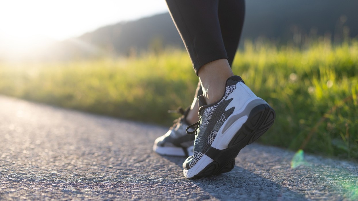 7 ways to unwind after work without scrolling