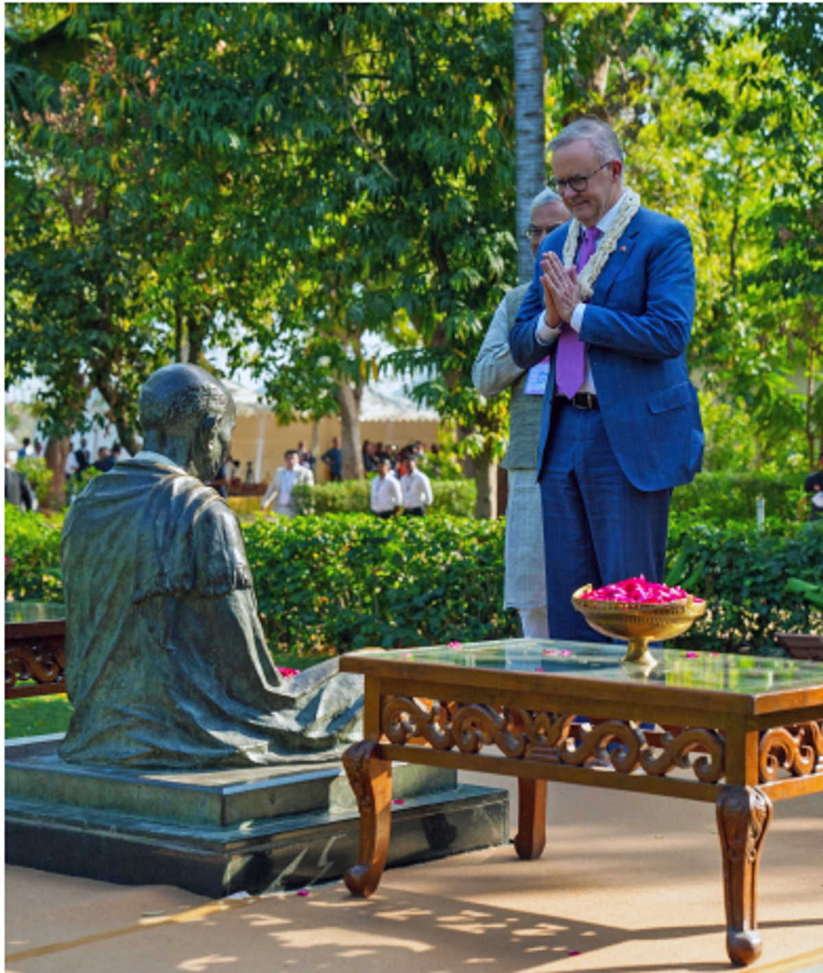 Albanese begins India tour, plays Holi in Gujarat