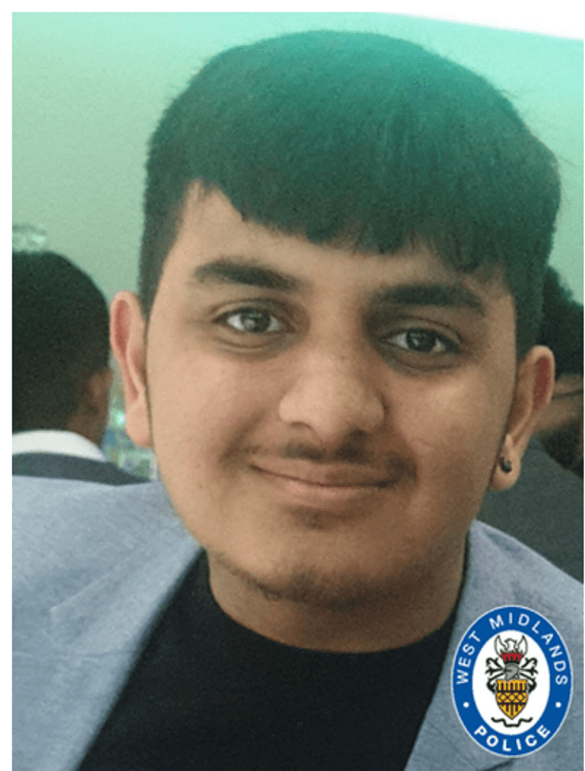 Family pays tributes to Wolverhampton teenage stab victim Ronan Kanda, as murder probe continues