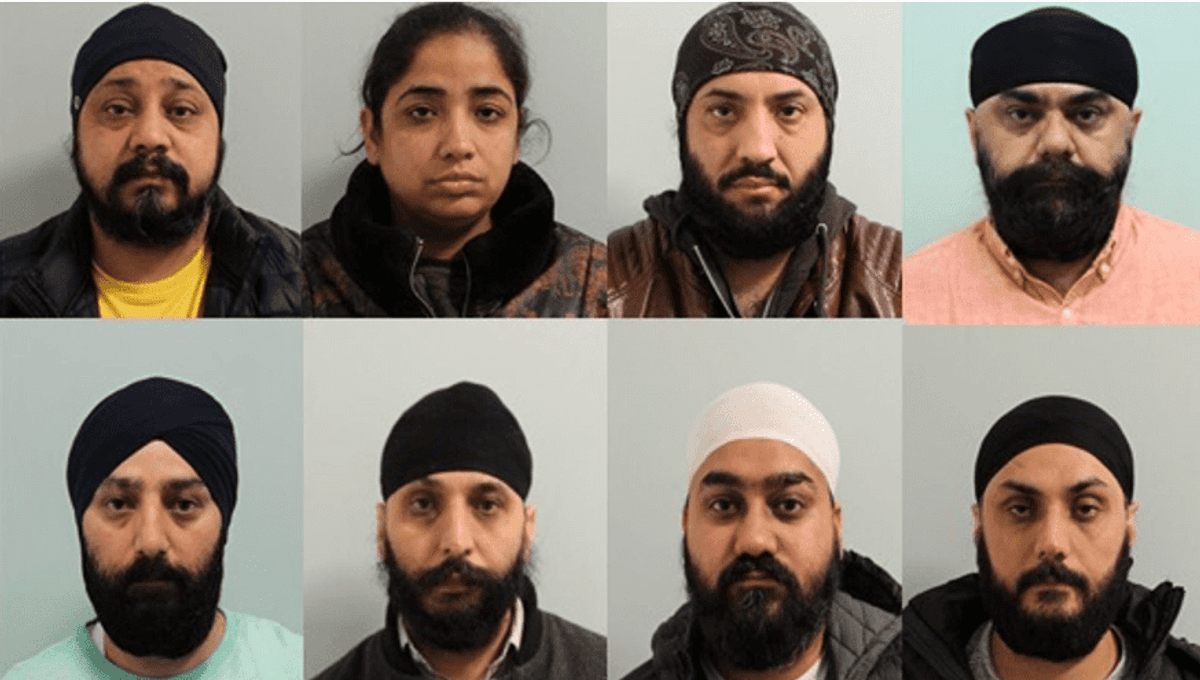 How many Lulu malls are there in Saudi Arabia?