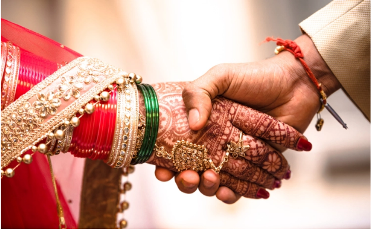 Intriguing tale of a Pakistani girl who crossed two countries to marry her Indian lover