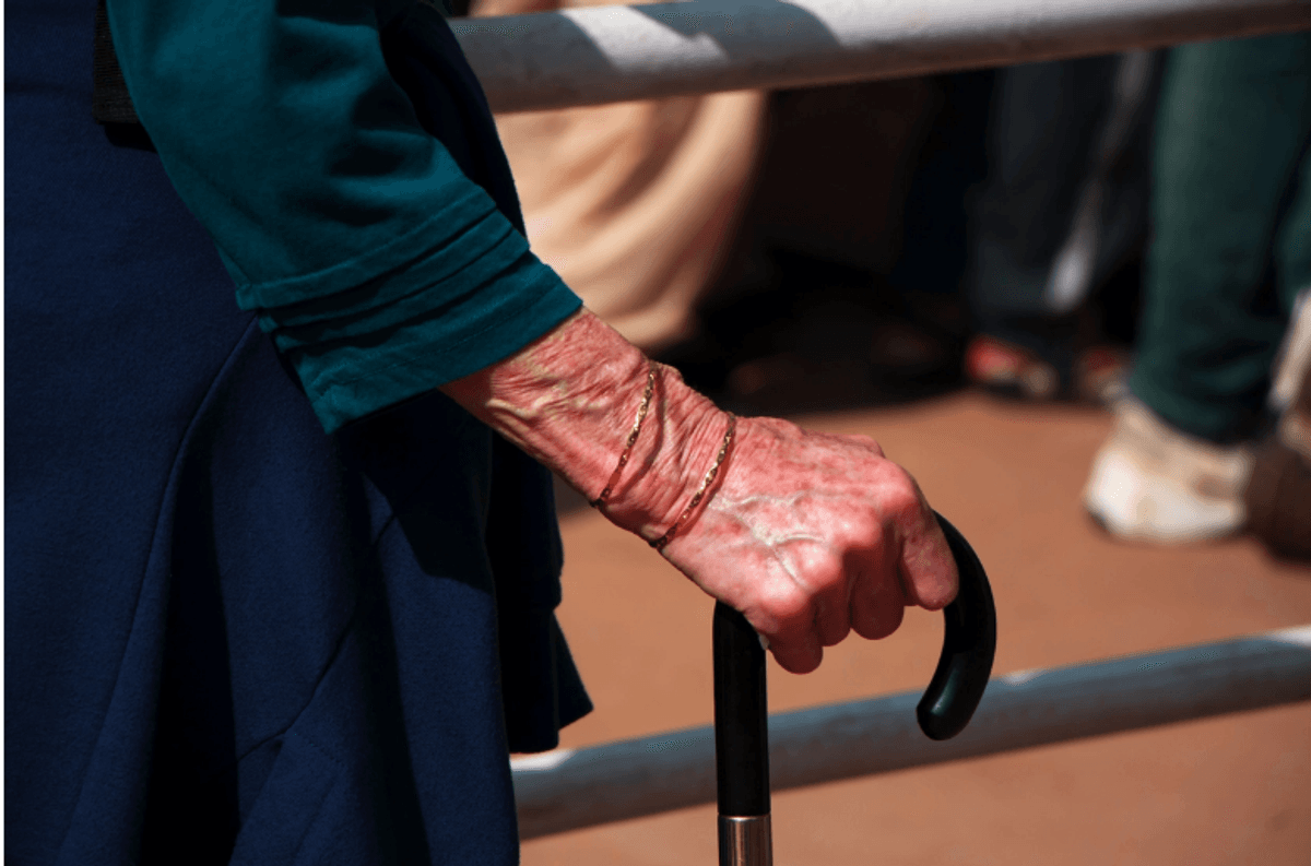 South Asians with dementia die younger than white British counterparts: Study