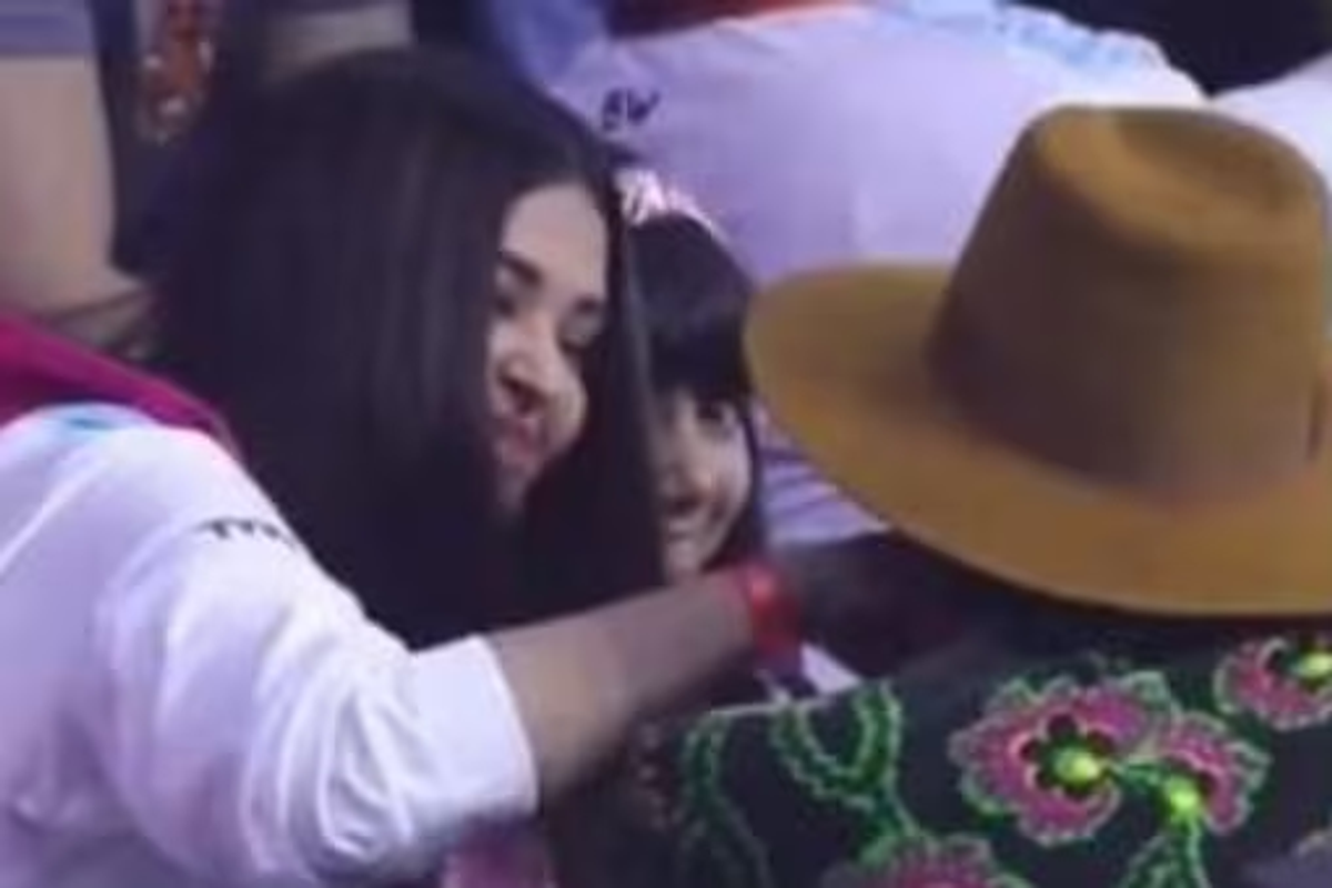 Aishwarya Rai dances with daughter Aaradhya and playfully pulls Ranveer Singh’s cheek in viral video
