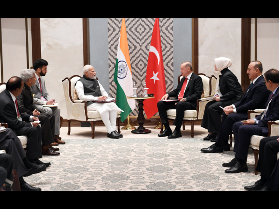 SCO: Modi holds unexpected meeting with Turkey's Erdogan who had made controversial remarks on Kashmir