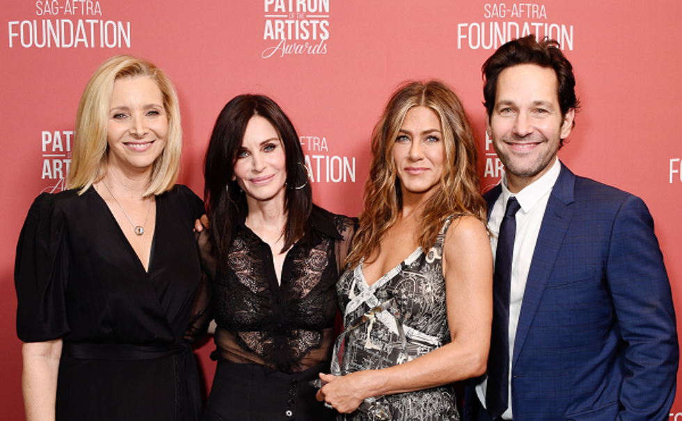 Courteney Cox claims Jennifer Aniston preserved ‘Friends’ costumes