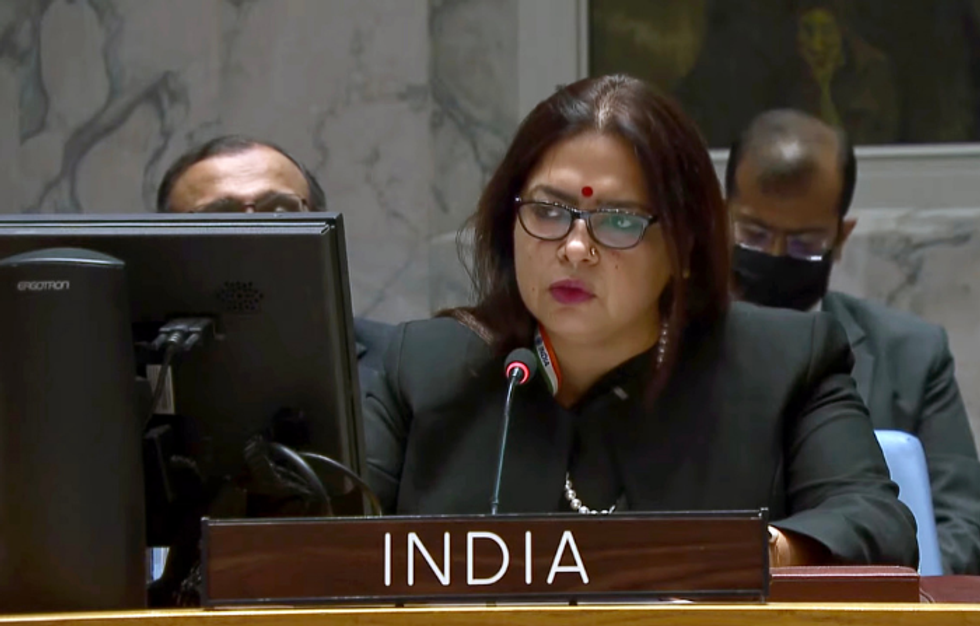 Lekhi signs deal with Portugal for Indians' recruitment