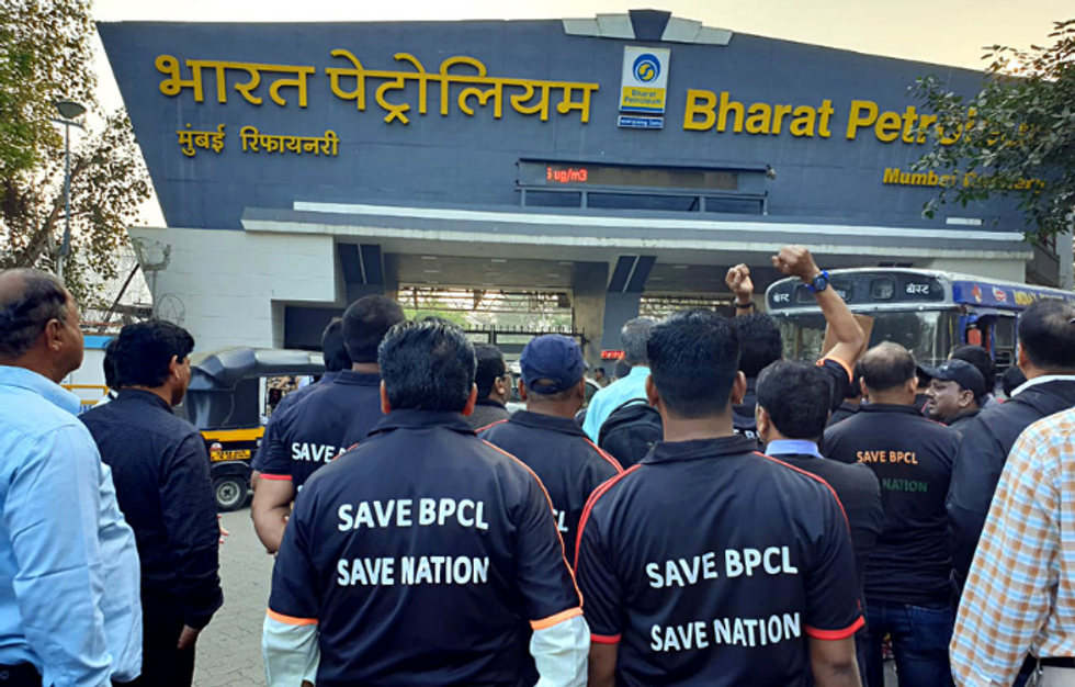 'Govt aims to complete BPCL disinvestment by March end'