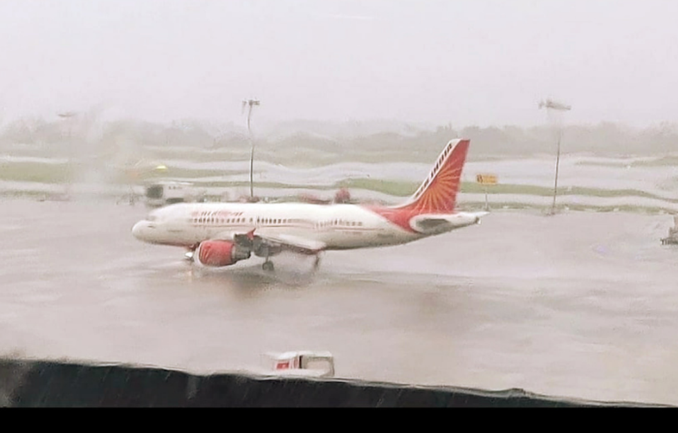 Flight arrivals suspended in Chennai due to heavy rain