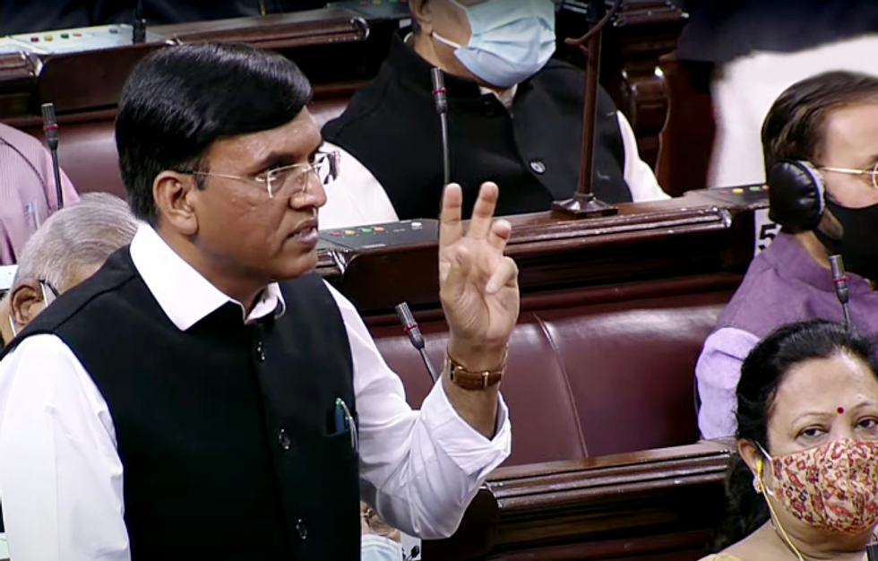 Booster dose call depends on expert advice: India health minister