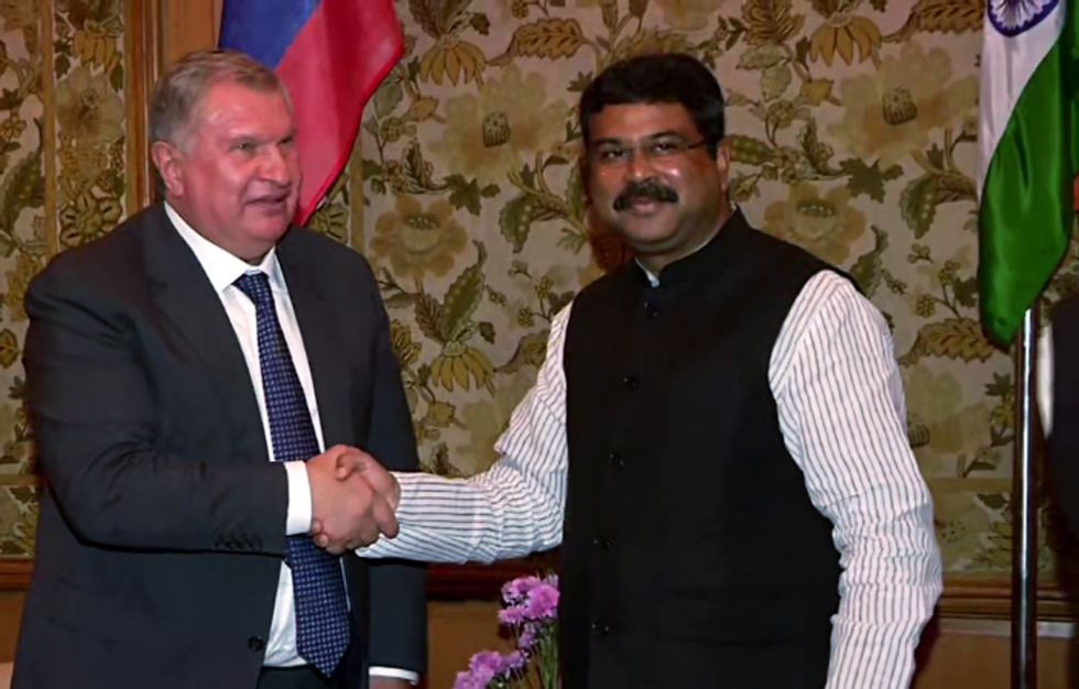 Indian Oil Corp, Russia's Rosneft renew crude oil deal