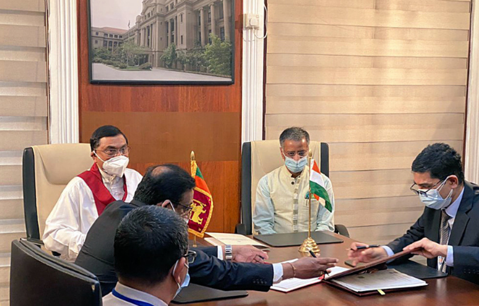 Sri Lanka signs £368m credit line with India for fuel