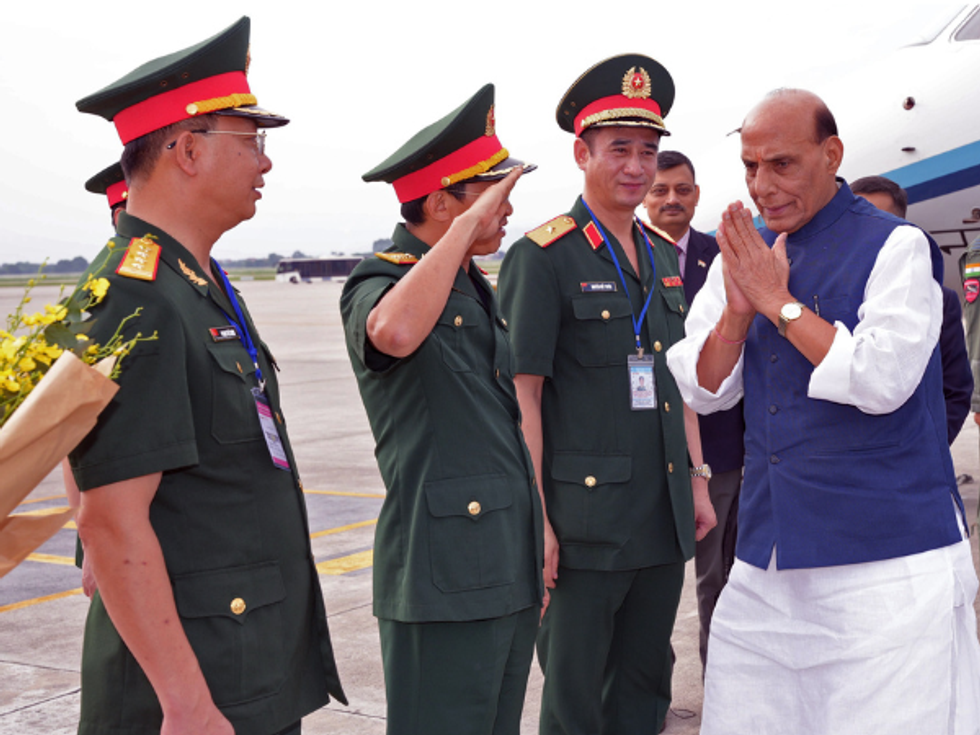 India, Vietnam ink vision document to expand defence ties