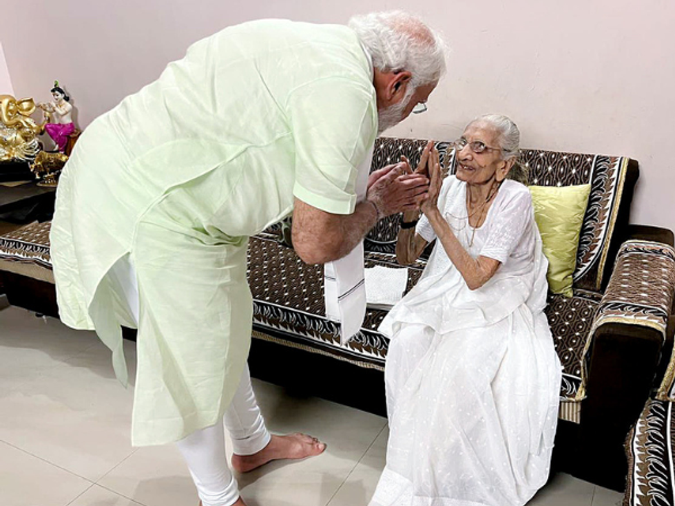 PM Modi to meet mother who starts 100th year on June 18