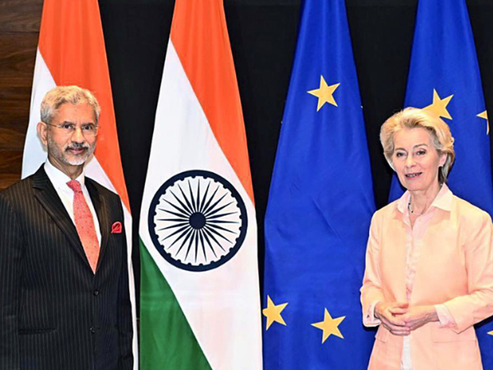 India, EU resume free trade talks after almost a decade break