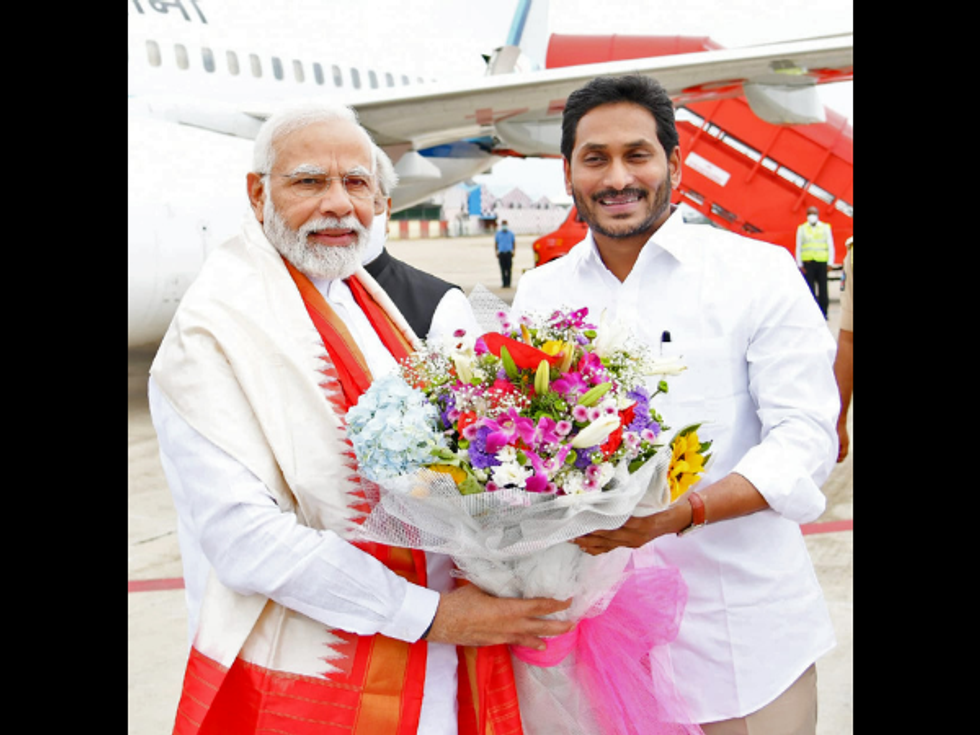 Indian opposition members release black hydrogen balloons in PM Modi's helicopter path, 1 held