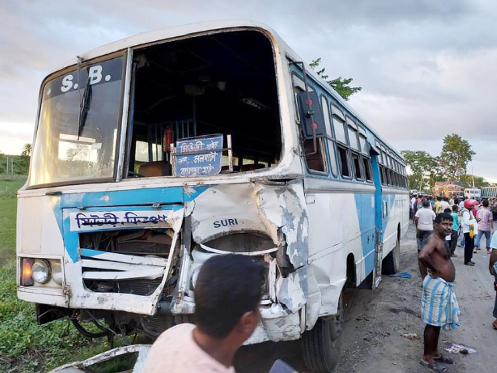 West Bengal: Nine, including 8 women farmers, killed as three-wheeler collides with bus