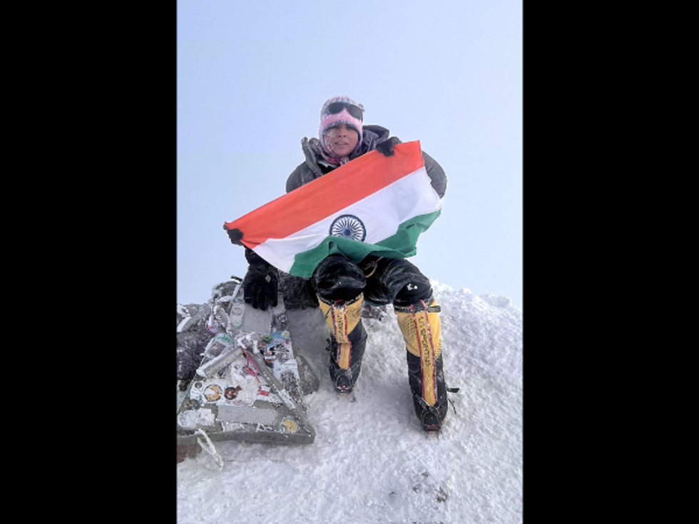 Indian mountaineer, mother of 15-month-old, unfurls Tricolour on Europe's highest peak on I-Day