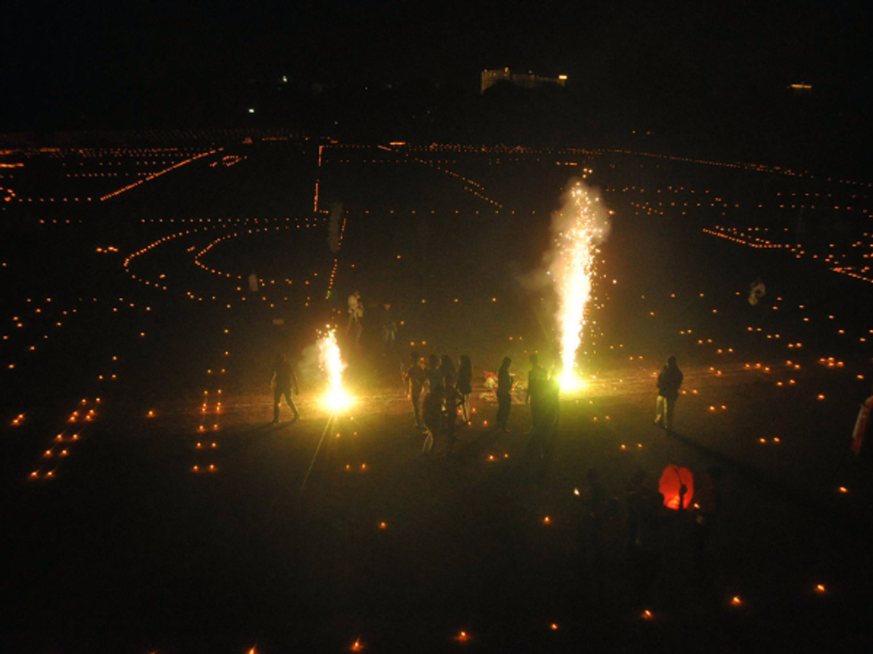 Communal clash over Diwali firecrackers bursting in Gujarat; 19 detained