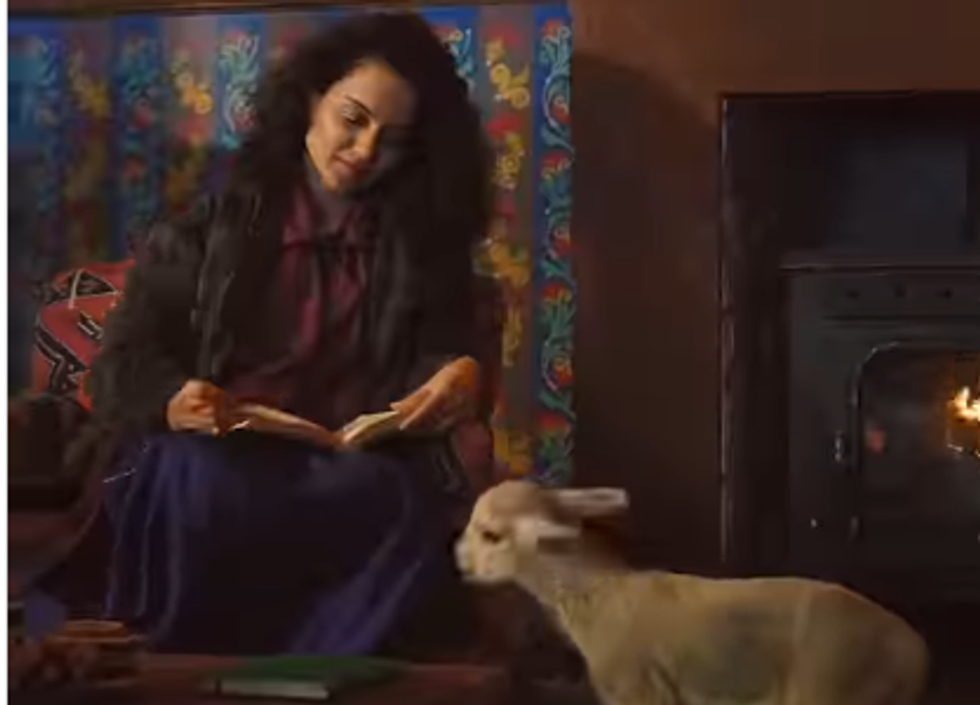 Kangana Ranaut’s dreamy café 'The Mountain Story' opens in Manali, but will Deepika Padukone keep her word?