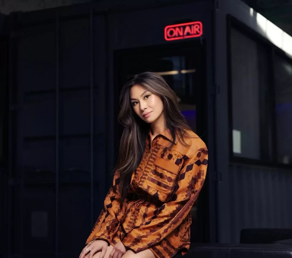 Lucy Guo surpasses Taylor Swift as youngest self-made female billionaire with net worth of $1.3 billion