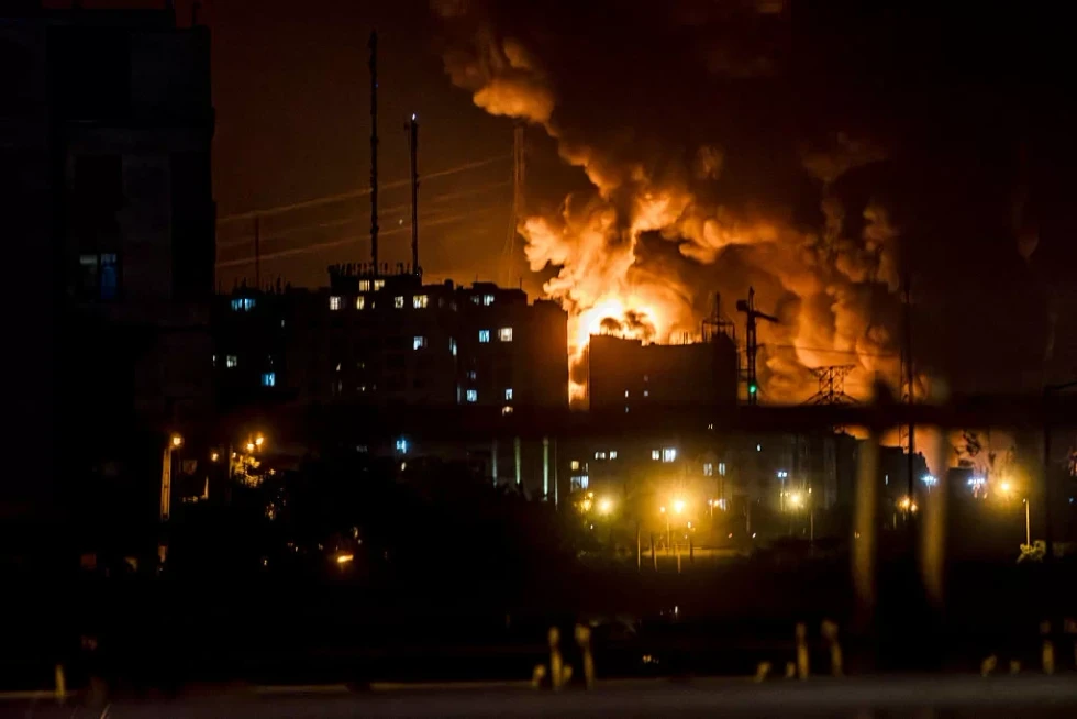 Trump to decide on Iran strike within 2 weeks, keeps door open for diplomacy