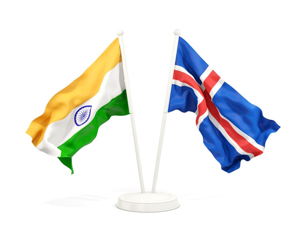 India and Iceland flags