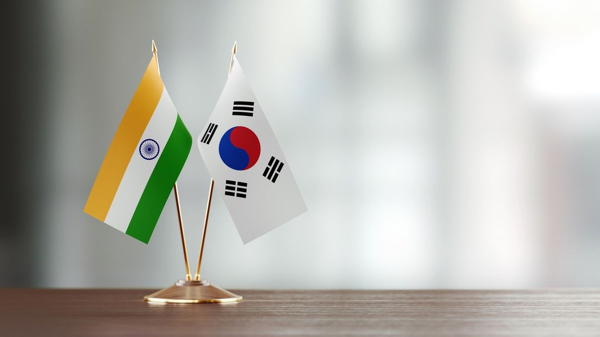 India and South Korean flags