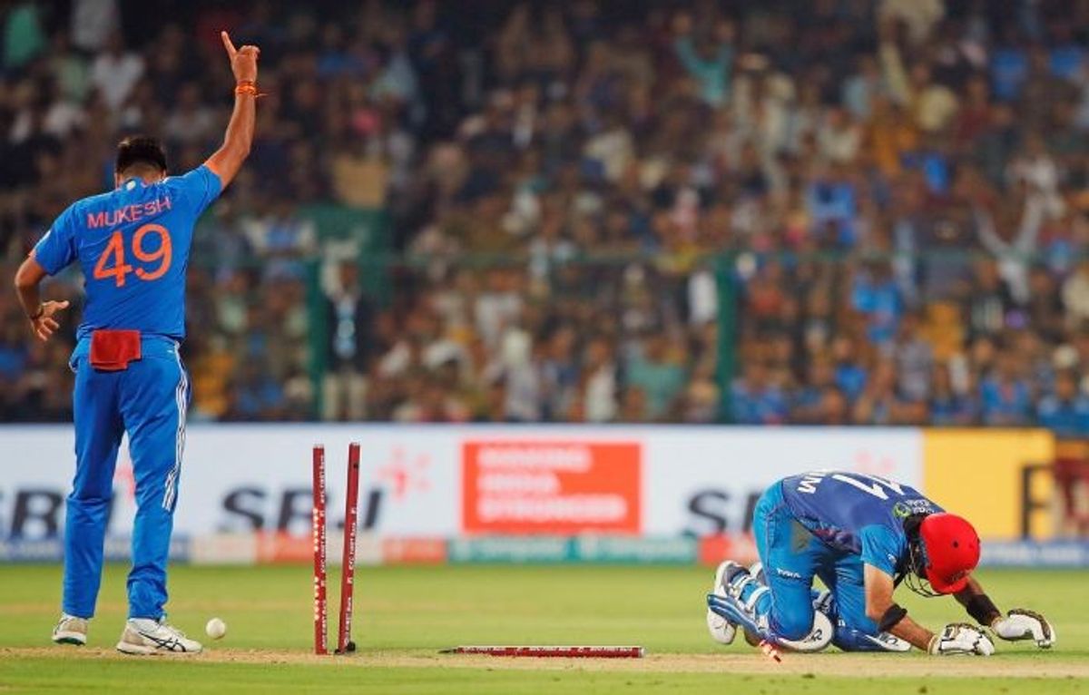 India beat Afghanistan by 10 runs in 3rd T20
