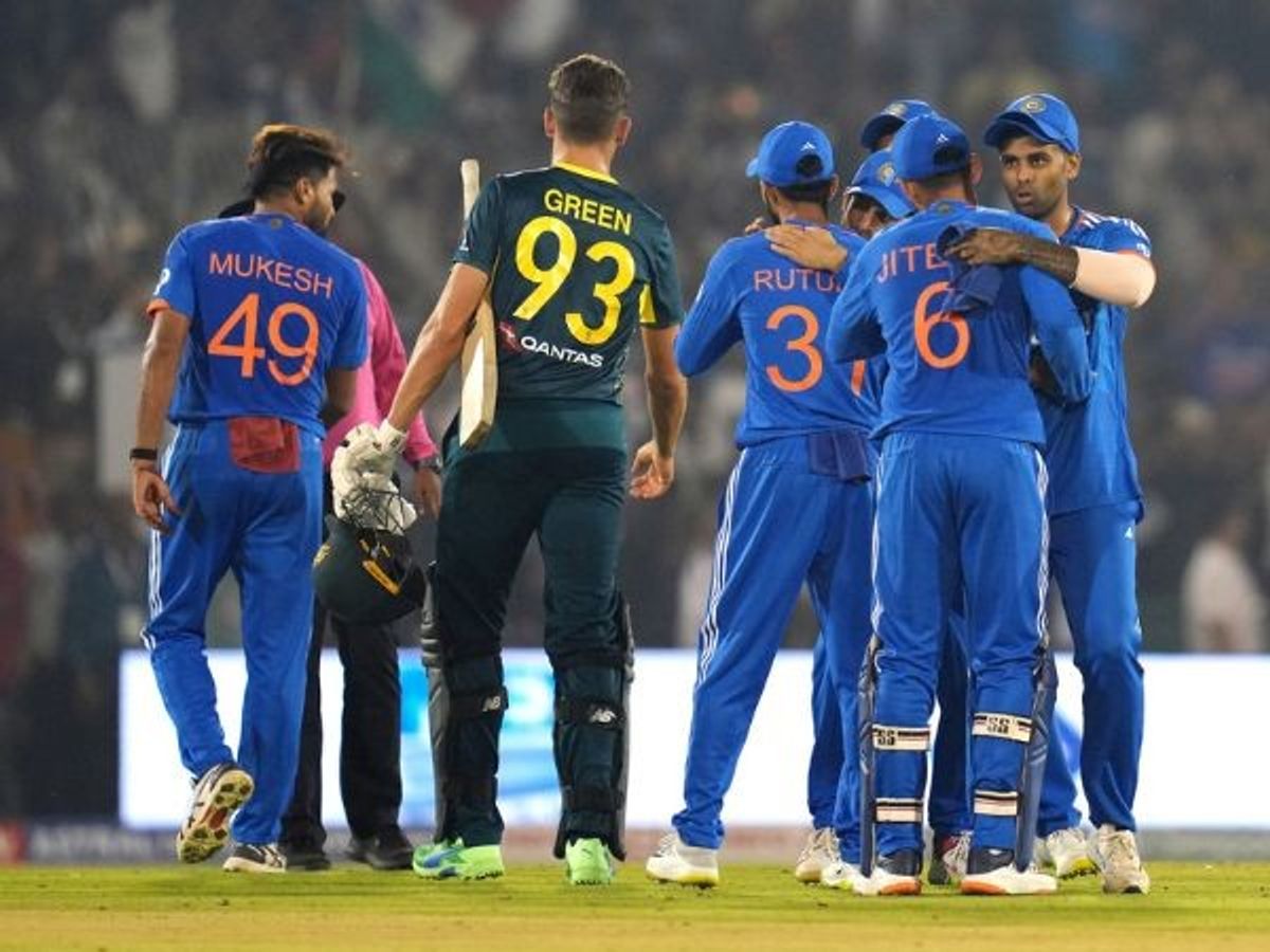 India beat Australia by 20 runs in 4th T20, clinch series