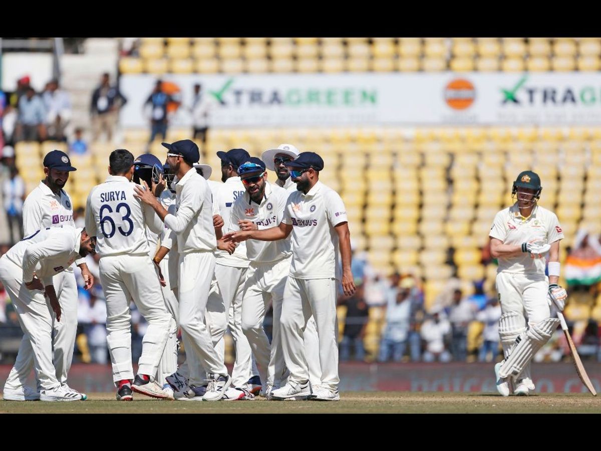India beat Australia in 1st Test by an innings and 132 runs.