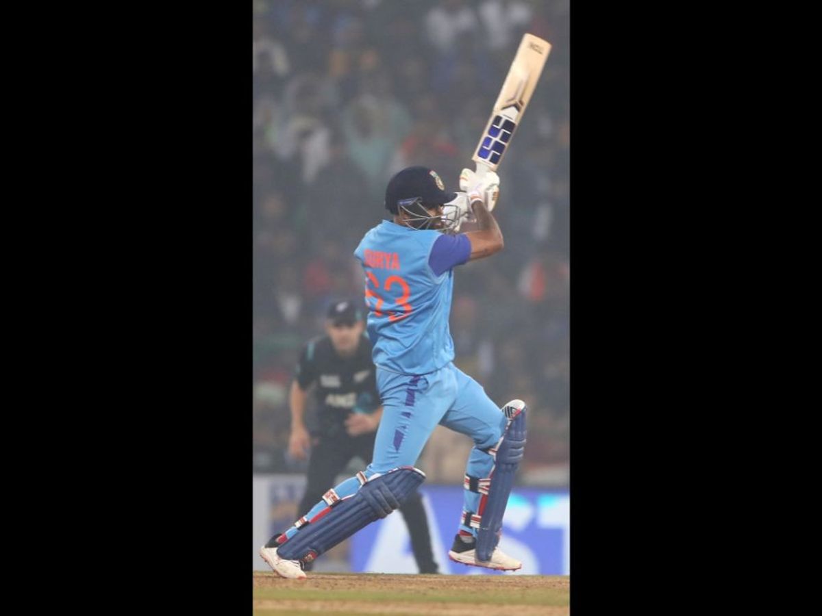India beat New Zealand by 6 wickets in 2nd T20