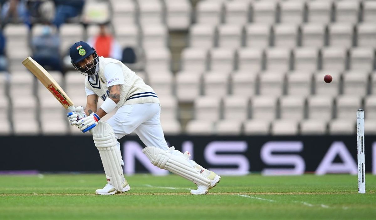 Kohli leads India revival as bad light stopped play