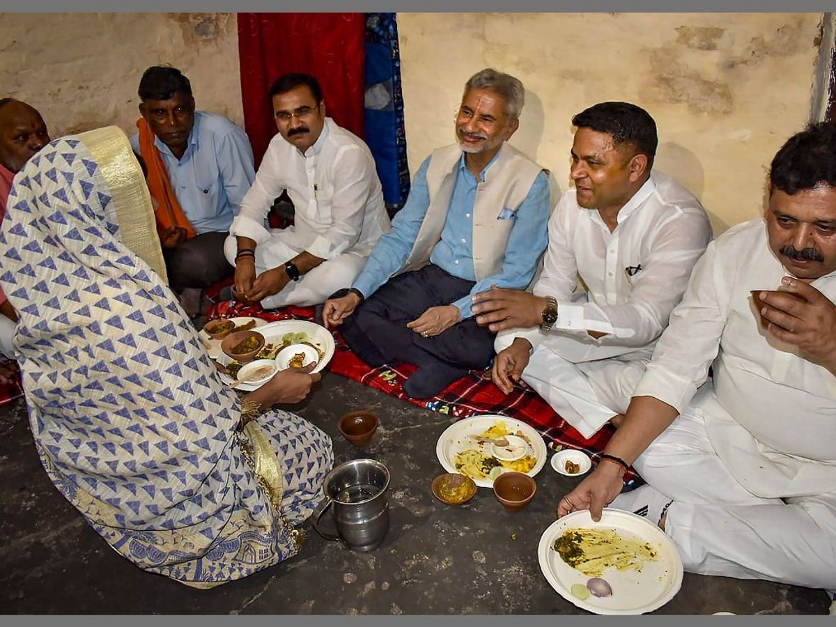 India external affairs minister Subrahmanyam Jaishankar has breakfast at Dalit leader residence in Varanasi, Uttar Pradesh.