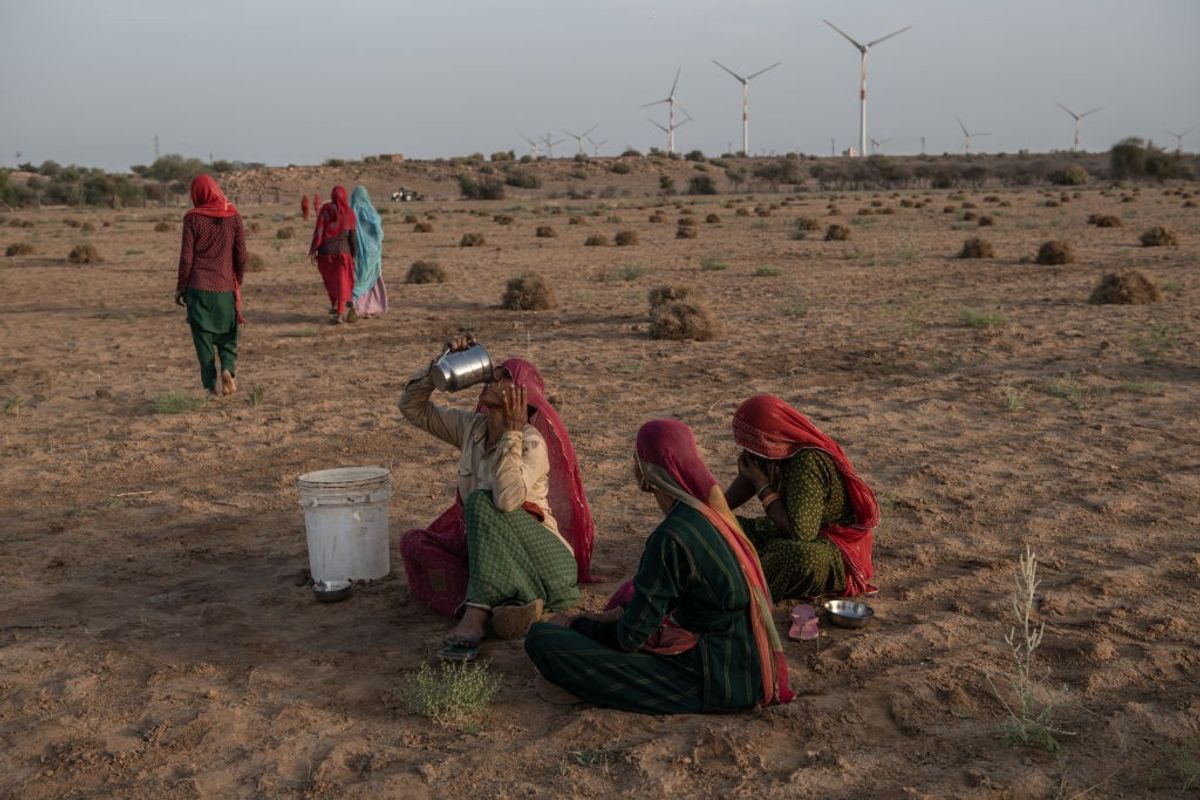 India suffers from water shortage in scorching summer