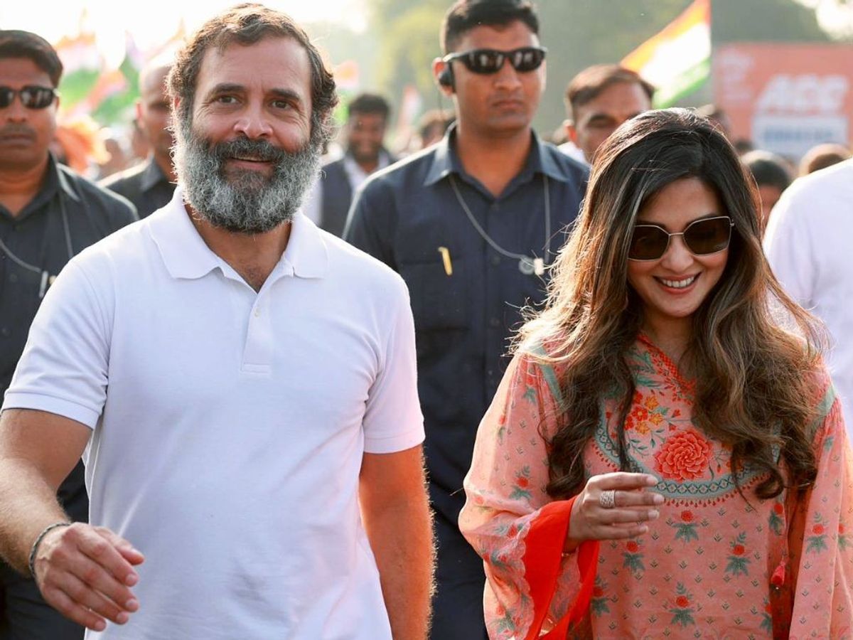 Indian actor Riya Sen joins Rahul Gandhi in 'Bharat Jodo Yatra'