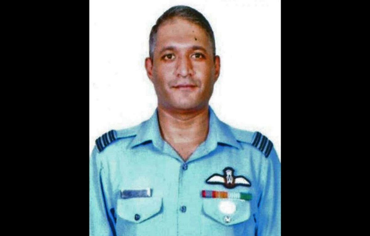 Varun Singh, lone survivor of Rawat chopper crash, dies