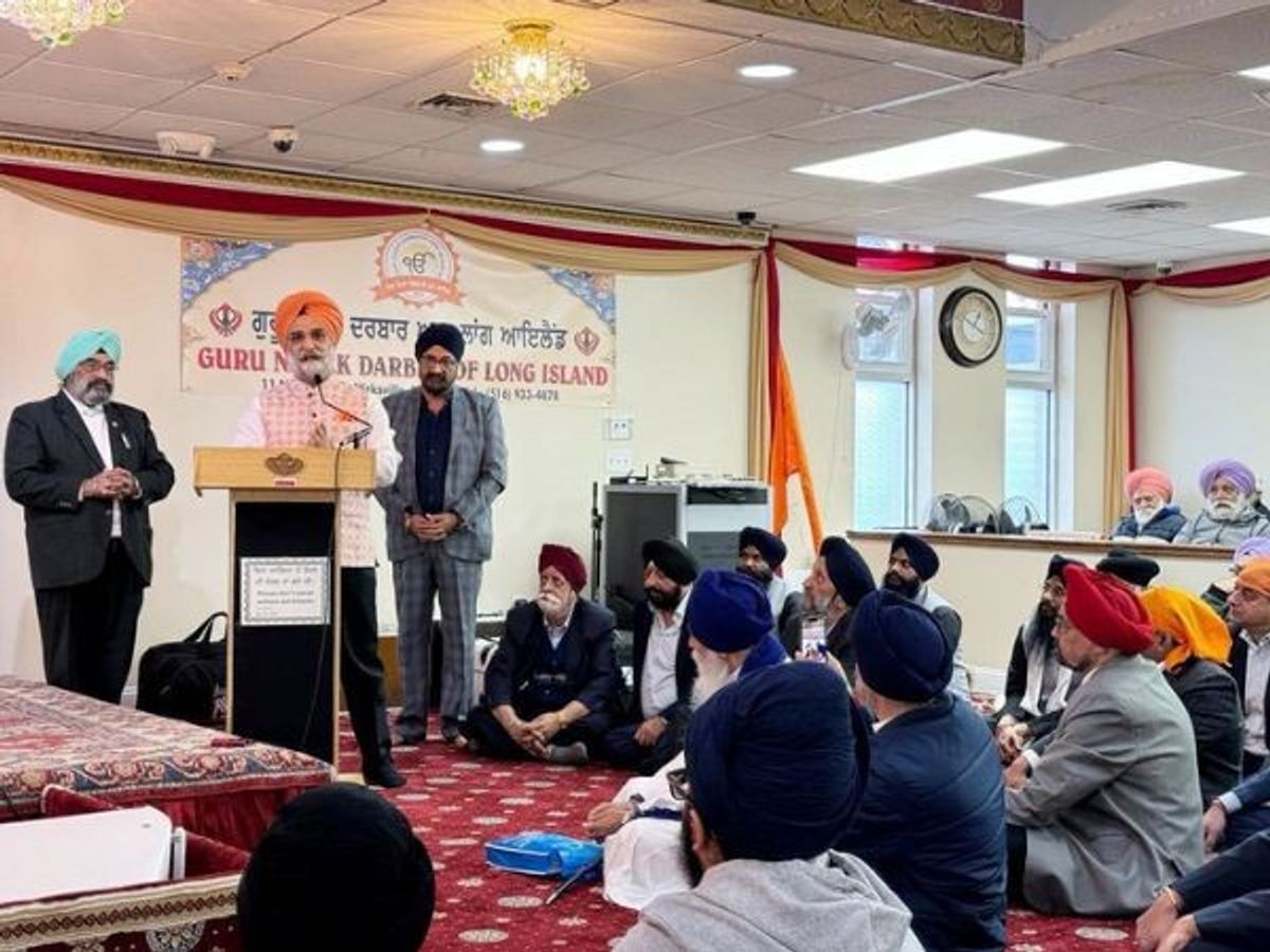 Indian ambassador to the US Taranjit Singh Sandhu speaks at a gurdwara in New York