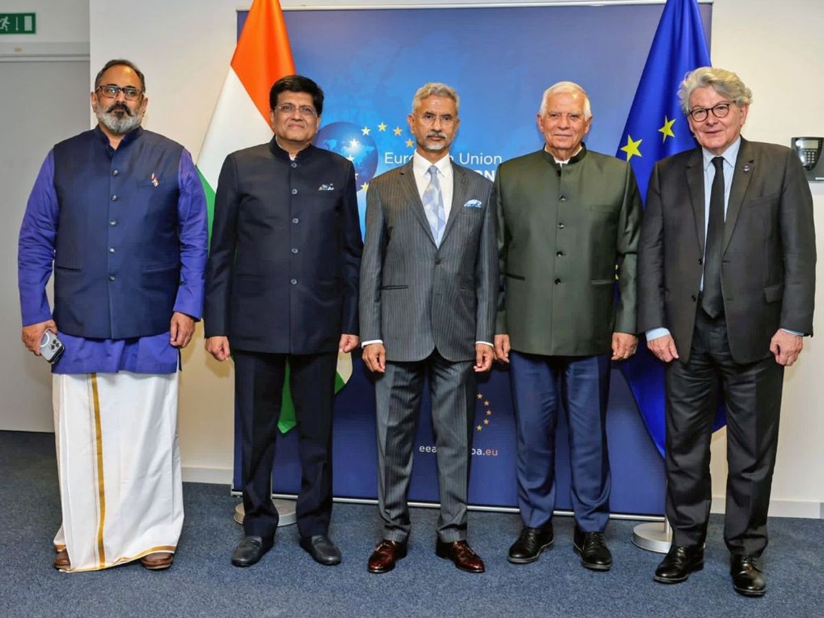 Indian ministers R Chandrasekhar, P Goyal and S Jaishankar with EU officials