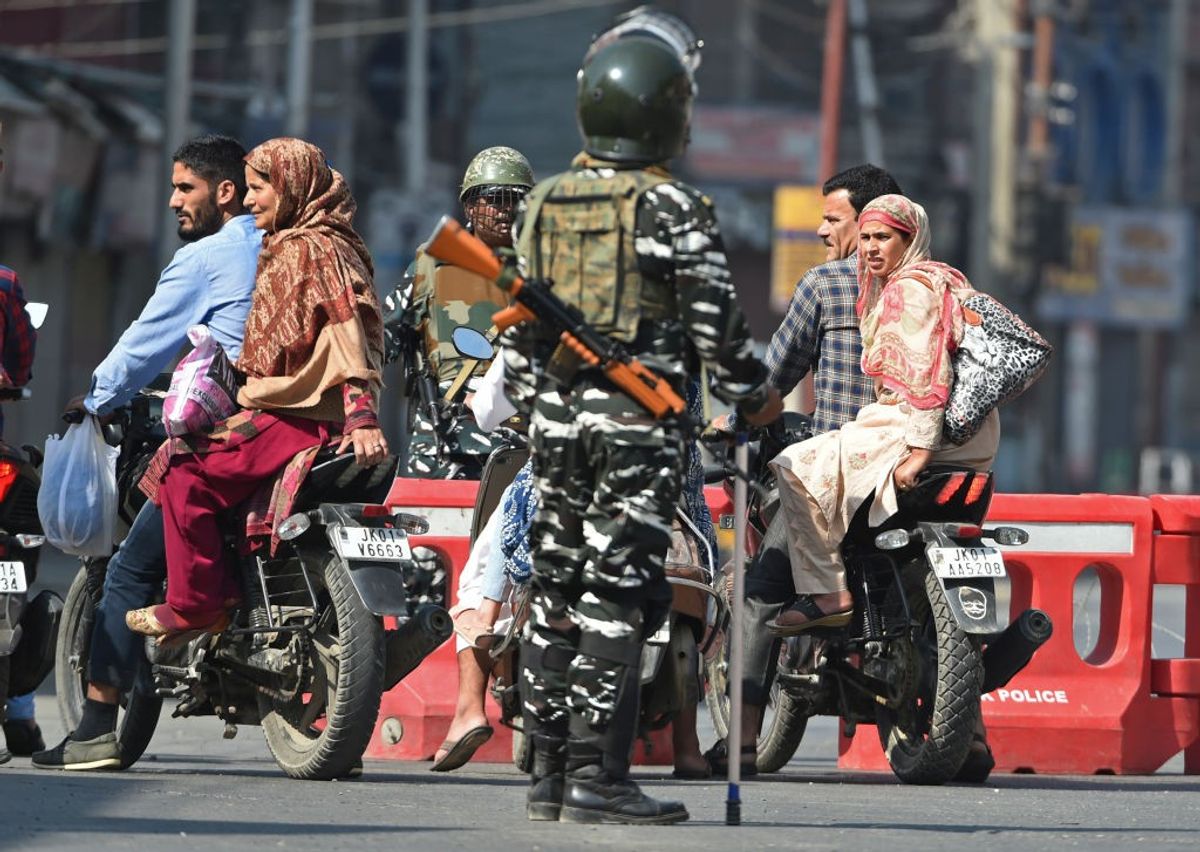 Indian paramilitary troops Kashmir