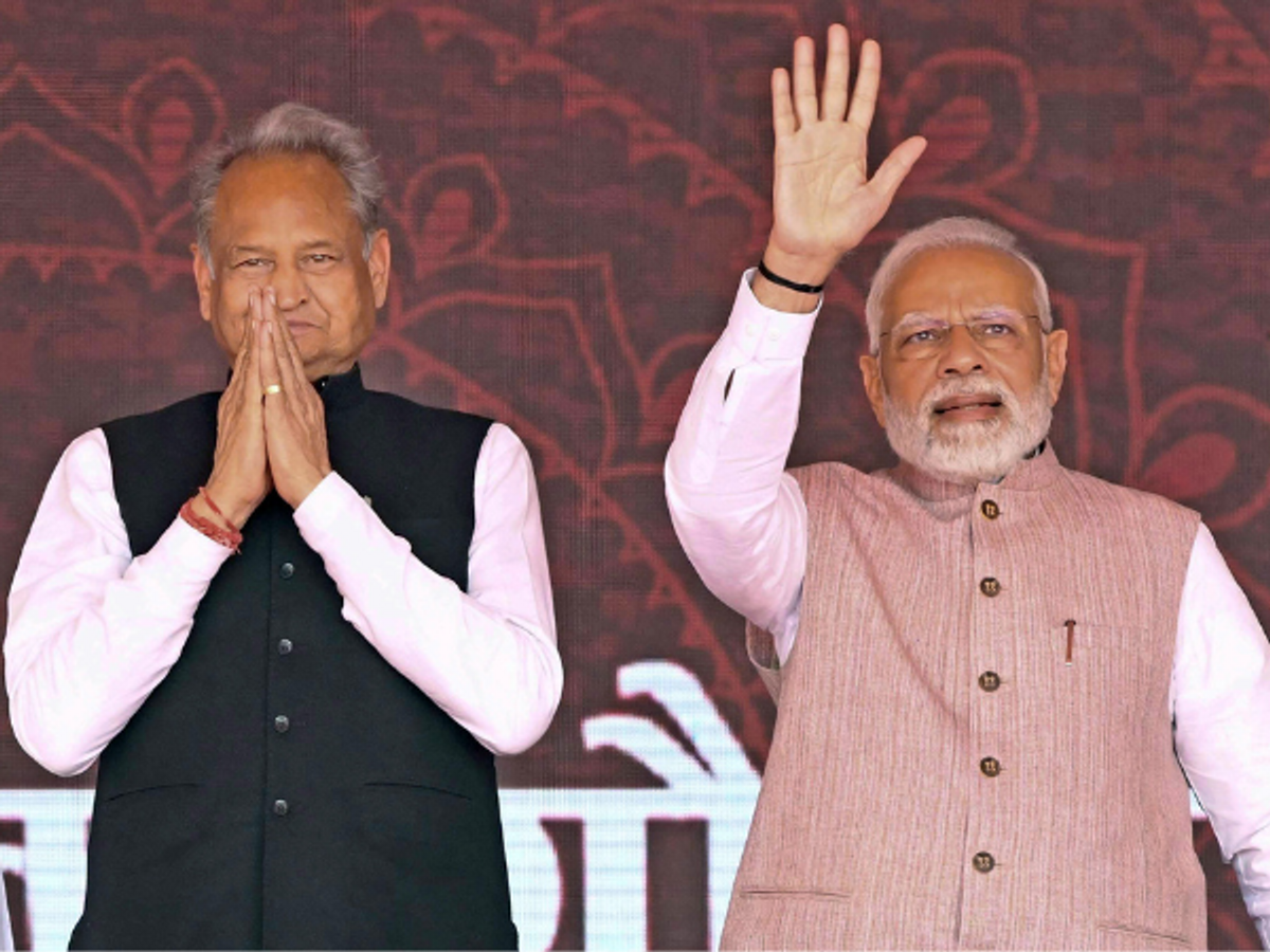 Indian PM Narendra Modi and Rajasthan chief minister Ashok Gehlot