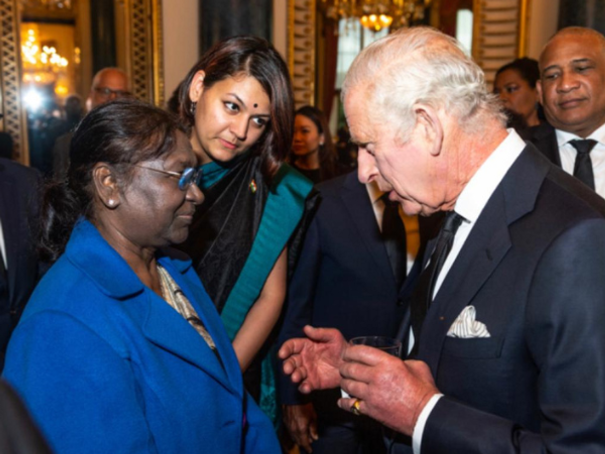 Indian president Droupadi Murmu speaks to King Charless III