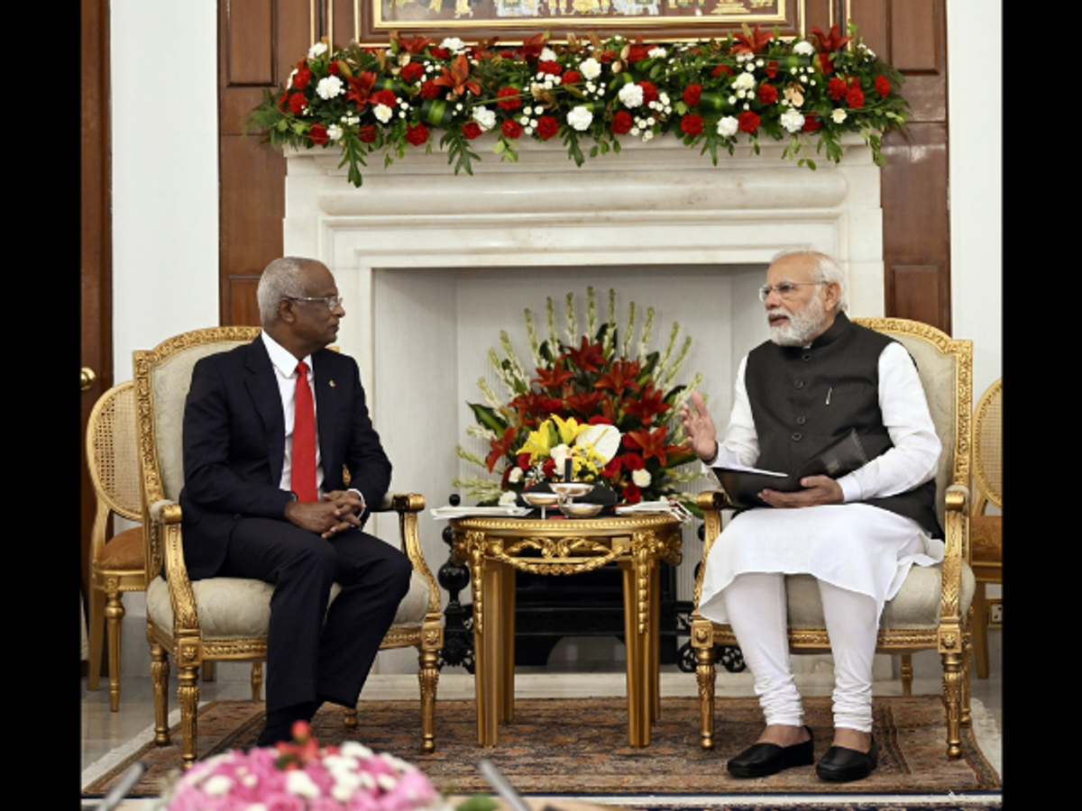 Indian prime minister Narendra Modi interacts with Maldivian president Ibrahim Mohamed Solih at Hyderabad House in New Delhi